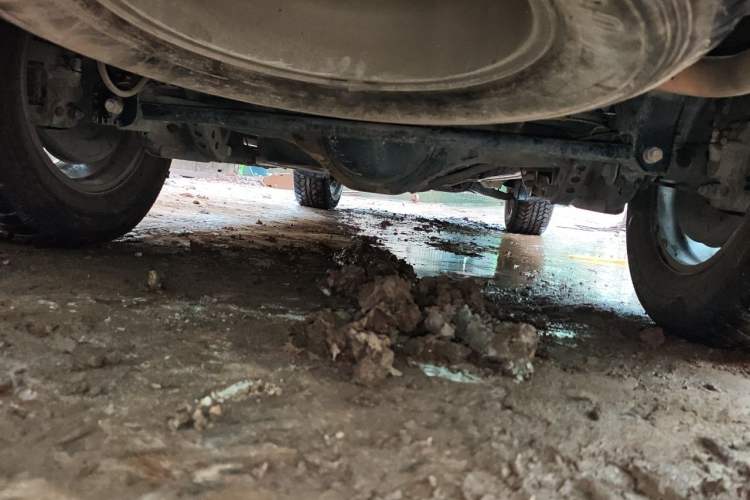 Used Mitsubishi Pajero Sport 2013 3.0L Automatic 4x4 Executive Edition Chassis Rear