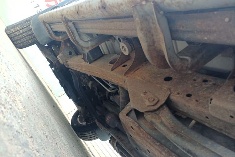 Used Mitsubishi Pajero Sport 2013 2.4L Manual Two-Wheel Drive Comfort Edition Chassis Rear Left