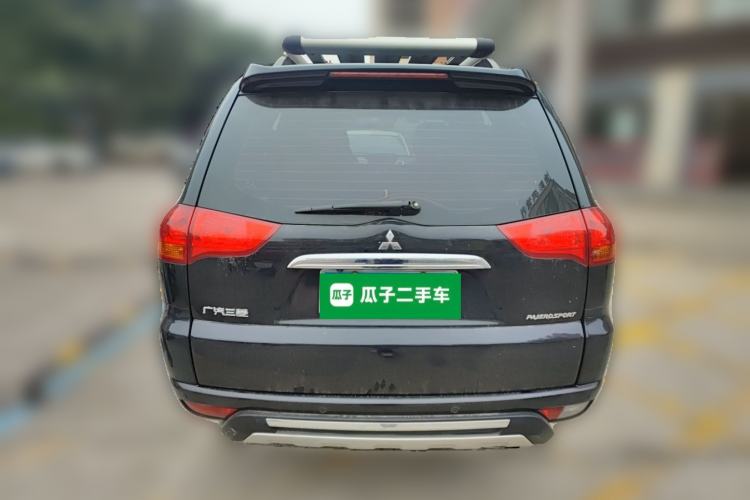 Used Mitsubishi Pajero Sport 2013 3.0L Automatic 4x4 Executive Edition Exterior 4
