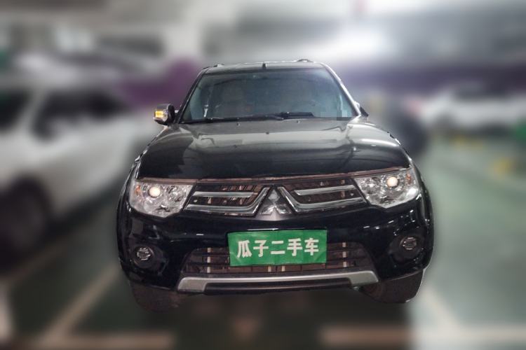 Used Mitsubishi Pajero Sport 2013 3.0L Automatic 4x4 Executive Edition Front
