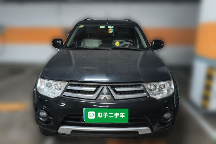 Used Mitsubishi Pajero Sport 2013 3.0L Automatic Two-Wheel Drive Luxury Edition Front