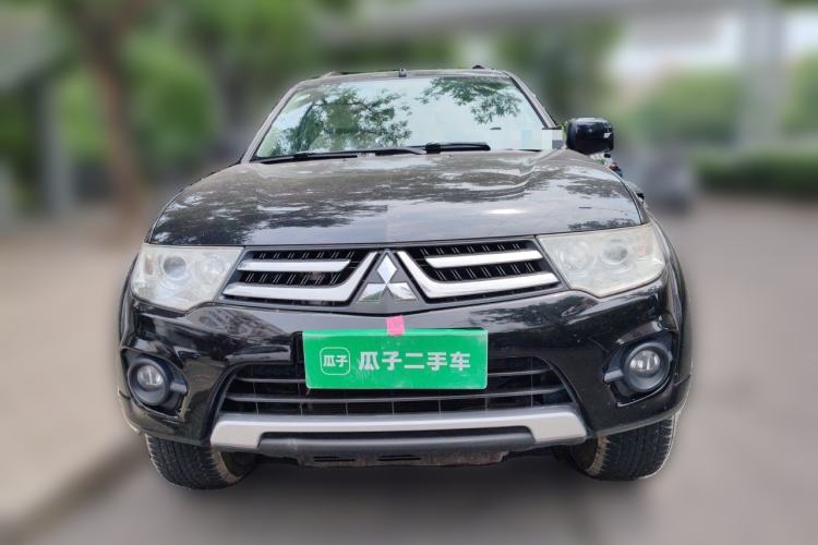 Used Mitsubishi Pajero Sport 2013 3.0L Automatic Two-Wheel Drive Luxury Edition Front
