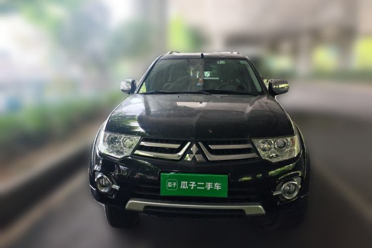 Used Mitsubishi Pajero Sport 2013 3.0L Automatic 4x4 Flagship Edition Front