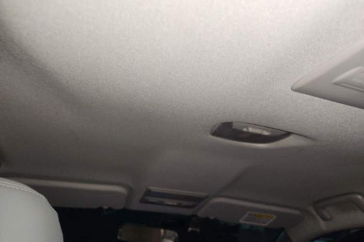 Used Mitsubishi Pajero Sport 2013 3.0L Automatic 4x4 Executive Edition Headliner