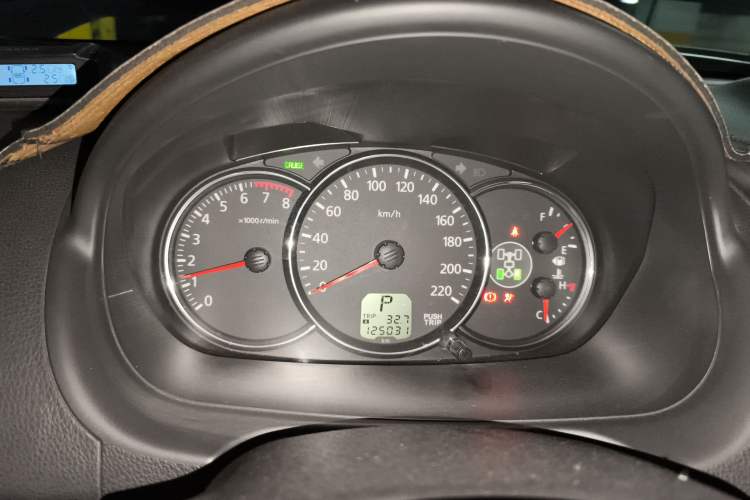 Used Mitsubishi Pajero Sport 2013 3.0L Automatic 4x4 Executive Edition Instrument Cluster