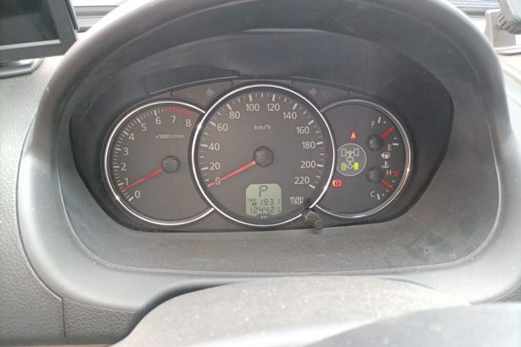 Used Mitsubishi Pajero Sport 2013 3.0L Automatic 4x4 Executive Edition Instrument Cluster