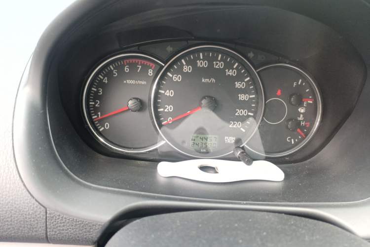 Used Mitsubishi Pajero Sport 2013 2.4L Manual Two-Wheel Drive Comfort Edition Instrument Cluster