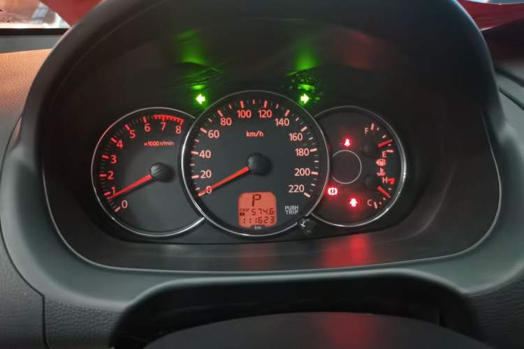 Used Mitsubishi Pajero Sport 2013 3.0L Automatic Two-Wheel Drive Luxury Edition Instrument Cluster
