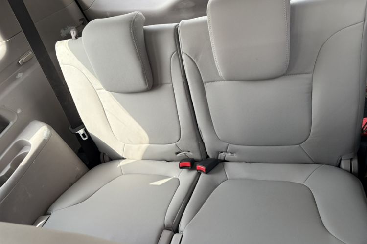 Used Mitsubishi Pajero Sport 2013 3.0L Automatic 4x4 Executive Edition Interior 4