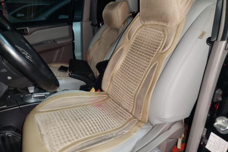 Used Mitsubishi Pajero Sport 2013 3.0L Automatic 4x4 Executive Edition Left Front Seat