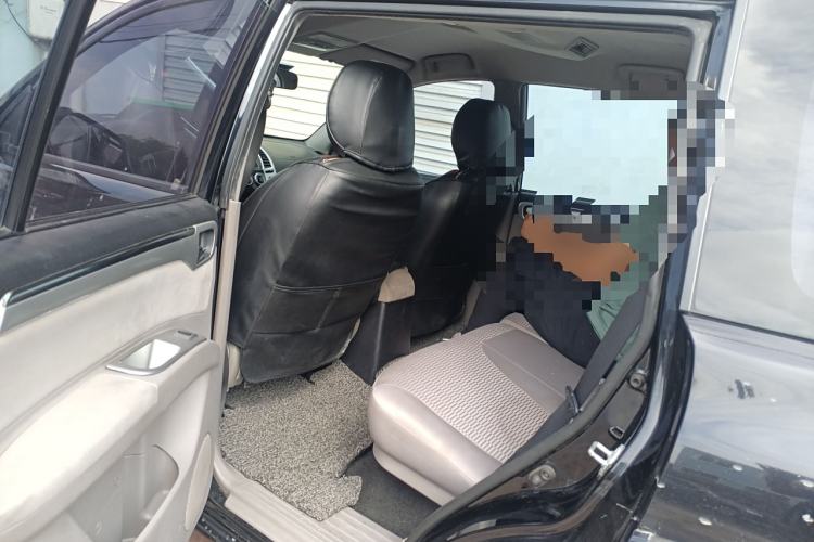 Used Mitsubishi Pajero Sport 2013 2.4L Manual Two-Wheel Drive Comfort Edition Left Rear Seat