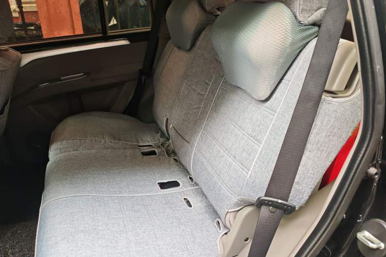 Used Mitsubishi Pajero Sport 2013 3.0L Automatic 4x4 Executive Edition Left Rear Seat