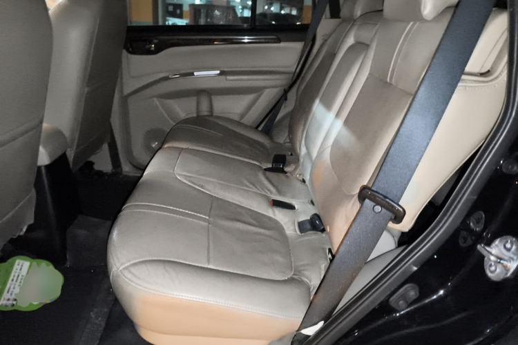 Used Mitsubishi Pajero Sport 2013 3.0L Automatic Two-Wheel Drive Luxury Edition Left Rear Seat