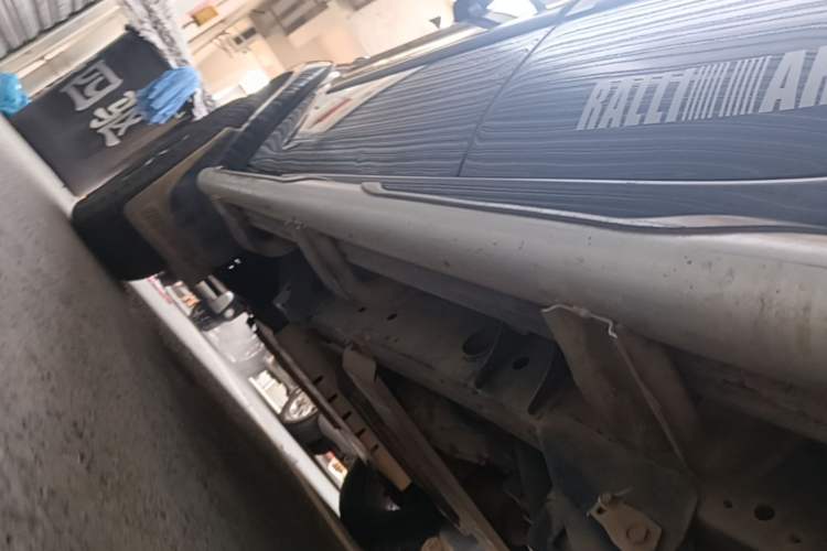 Used Mitsubishi Pajero Sport 2013 3.0L Automatic 4x4 Executive Edition Left Side Sill