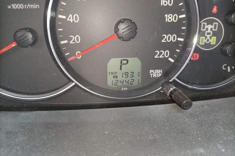 Used Mitsubishi Pajero Sport 2013 3.0L Automatic 4x4 Executive Edition Odometer Close Up