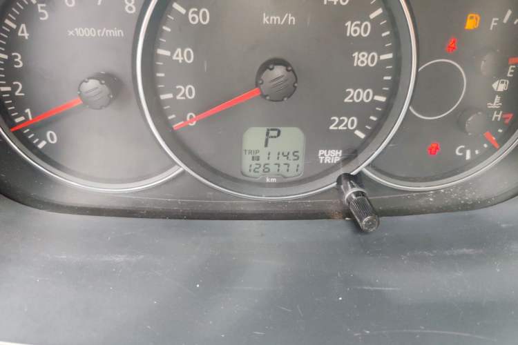 Used Mitsubishi Pajero Sport 2013 3.0L Automatic Two-Wheel Drive Luxury Edition Odometer Close Up