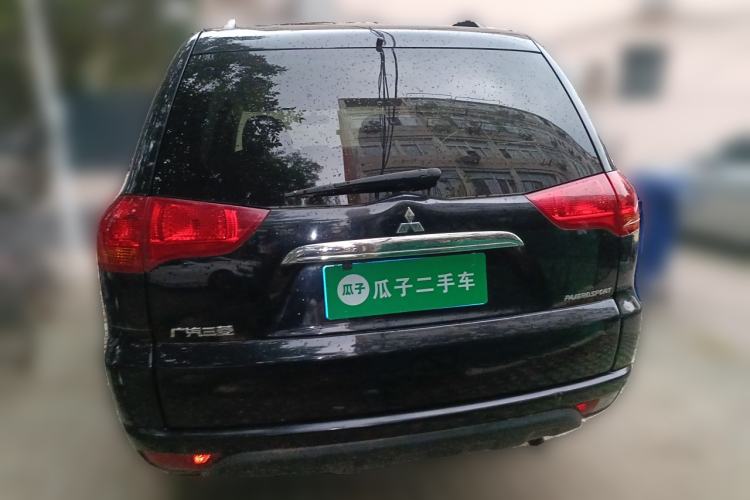 Used Mitsubishi Pajero Sport 2013 3.0L Automatic Two-Wheel Drive Luxury Edition Rear