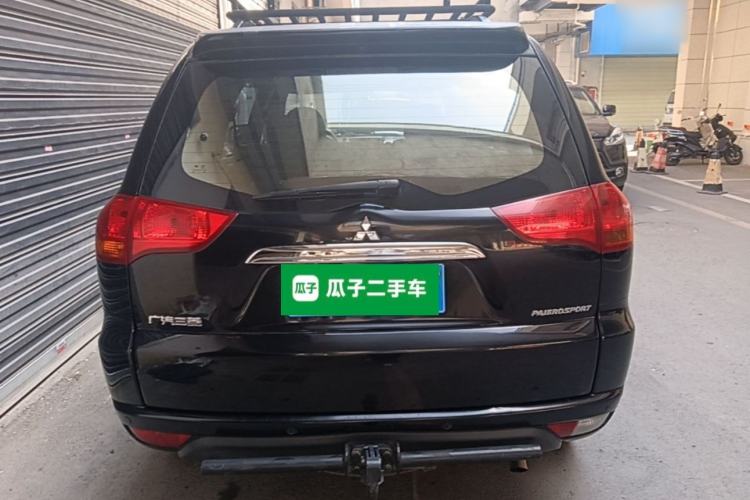 Used Mitsubishi Pajero Sport 2013 3.0L Automatic 4x4 Executive Edition Rear