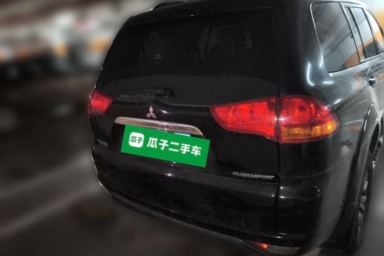 Used Mitsubishi Pajero Sport 2013 3.0L Automatic Two-Wheel Drive Luxury Edition Rear