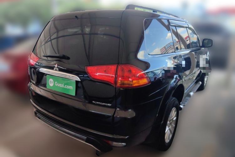 Used Mitsubishi Pajero Sport 2013 3.0L Automatic Two-Wheel Drive Luxury Edition Rear Right 45 Deg