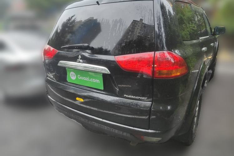 Used Mitsubishi Pajero Sport 2013 3.0L Automatic 4x4 Flagship Edition Rear Right 45 Deg