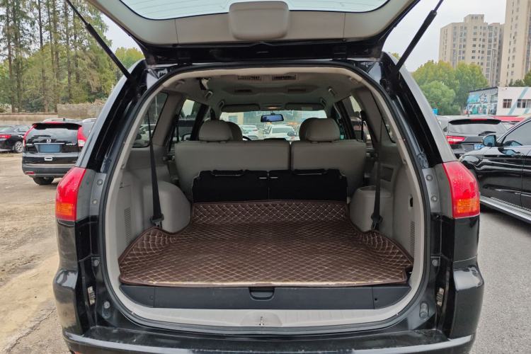 Used Mitsubishi Pajero Sport 2013 3.0L Automatic 4x4 Executive Edition Trunk