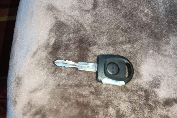 Used Mitsubishi Pajero Sport 2013 3.0L Automatic Two-Wheel Drive Luxury Edition Vehicle Key