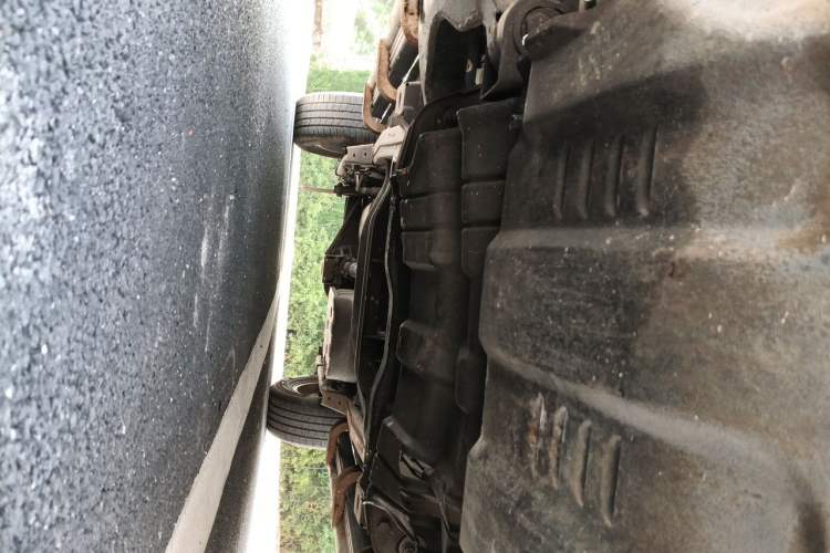 Used Mitsubishi Pajero Sport 2013 2.4L Manual Two-Wheel Drive Comfort Edition Chassis Front