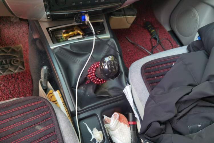 Used Mitsubishi Pajero Sport 2013 2.4L Manual Two-Wheel Drive Comfort Edition Gear Lever