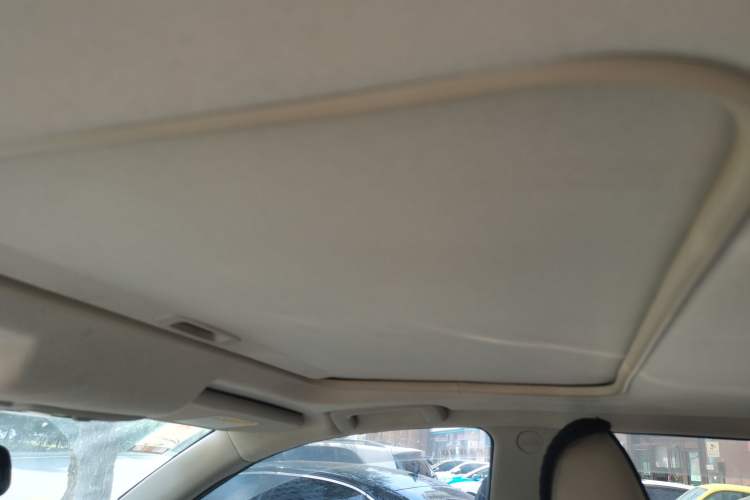 Used Mitsubishi Pajero Sport 2013 3.0L Automatic 4x4 Flagship Edition Headliner