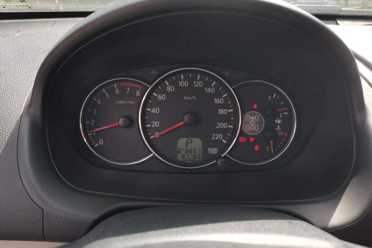 Used Mitsubishi Pajero Sport 2013 3.0L Automatic 4x4 Flagship Edition Instrument Cluster