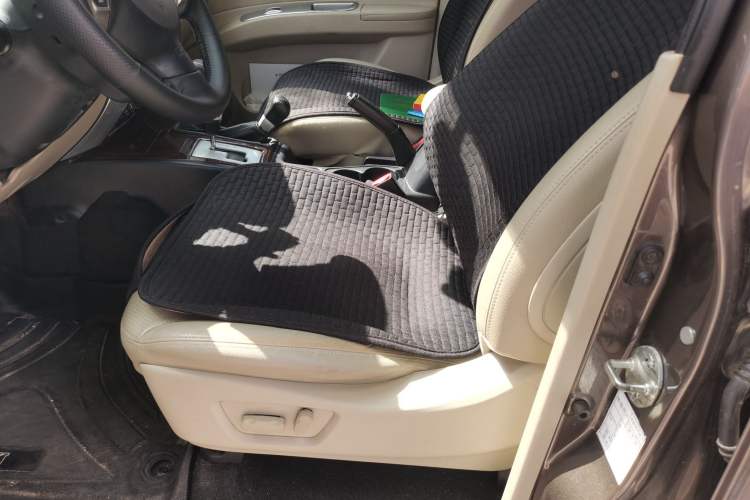 Used Mitsubishi Pajero Sport 2013 3.0L Automatic 4x4 Flagship Edition Left Front Seat
