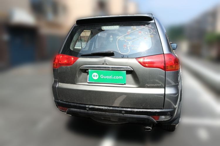 Used Mitsubishi Pajero Sport 2013 2.4L Manual Two-Wheel Drive Comfort Edition Rear