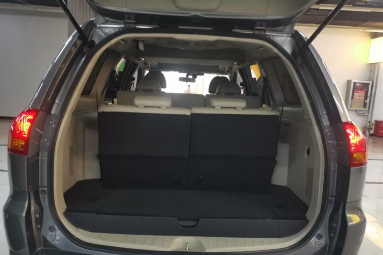Used Mitsubishi Pajero Sport 2013 3.0L Automatic 4x4 Flagship Edition Trunk