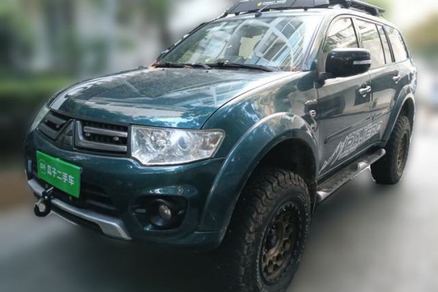 Used Mitsubishi Pajero Sport 2013 3.0L Automatic 4x4 Executive Edition