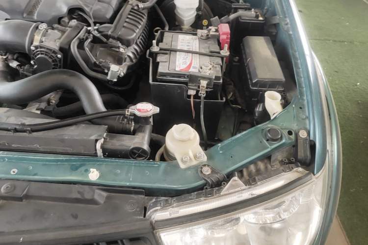 Used Mitsubishi Pajero Sport 2013 3.0L Automatic Two-Wheel Drive Luxury Edition Engine Bay Left