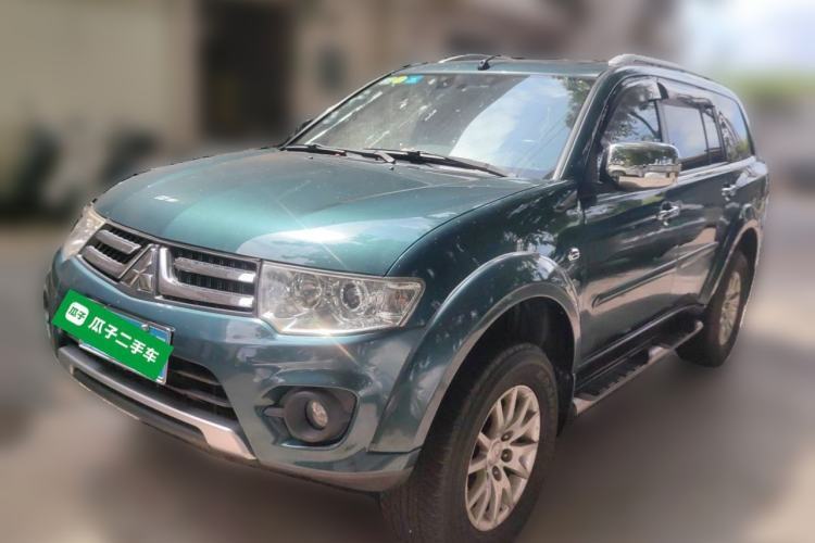 Used Mitsubishi Pajero Sport 2013 3.0L Automatic 4x4 Flagship Edition Guazi used car, China used car export, Used car for sale, Used cars, Cheapest cars for sale