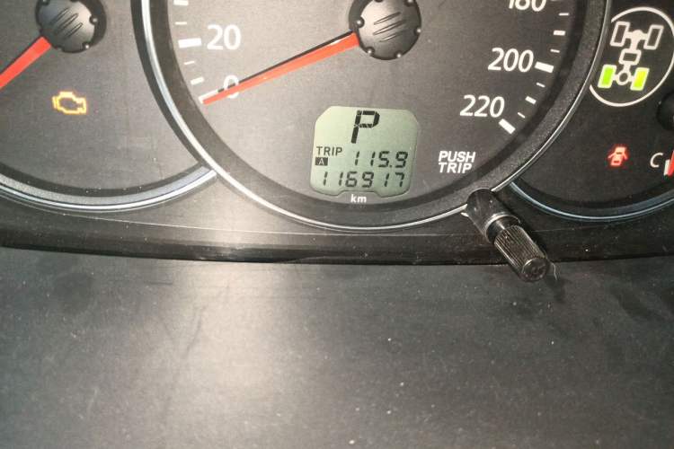 Used Mitsubishi Pajero Sport 2013 3.0L Automatic 4x4 Executive Edition Odometer Close Up