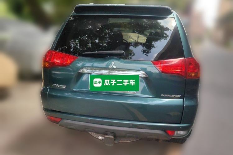 Used Mitsubishi Pajero Sport 2013 3.0L Automatic 4x4 Flagship Edition Rear