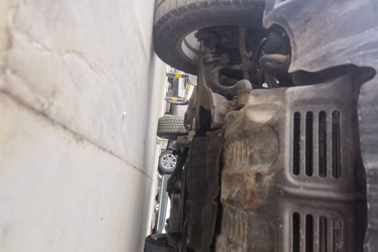 Used Mitsubishi Pajero Sport 2013 3.0L Automatic Two-Wheel Drive Luxury Edition Chassis Front Right