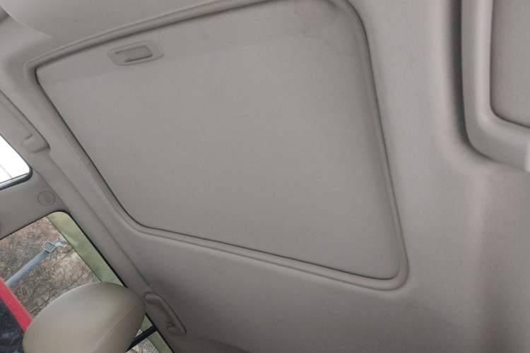Used Mitsubishi Pajero Sport 2013 3.0L Automatic 4x4 Flagship Edition Headliner