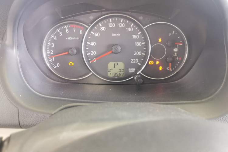 Used Mitsubishi Pajero Sport 2013 3.0L Automatic Two-Wheel Drive Luxury Edition Odometer Close Up