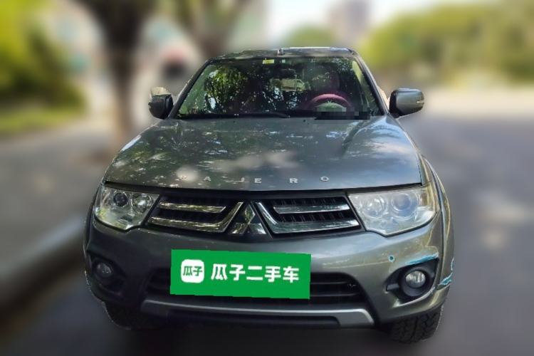 Used Mitsubishi Pajero Sport 2013 3.0L Automatic Two-Wheel Drive Luxury Edition Front