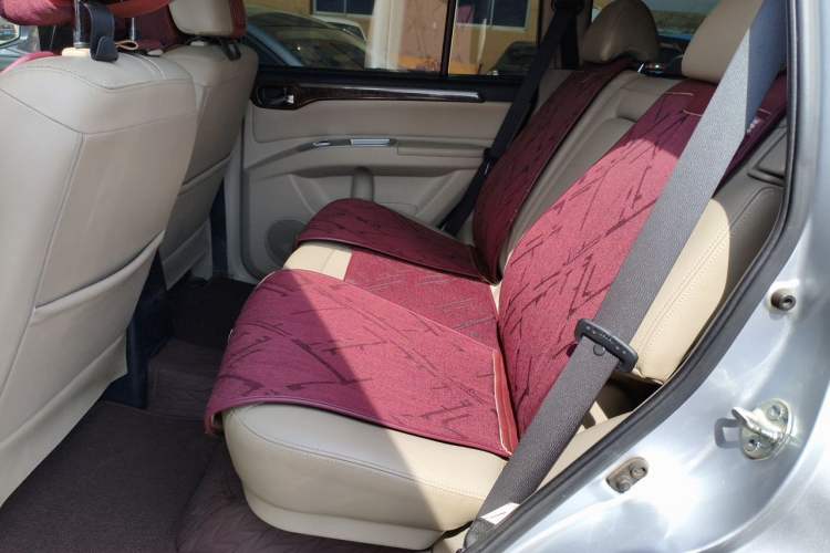 Used Mitsubishi Pajero Sport 2013 3.0L Automatic Two-Wheel Drive Luxury Edition Left Rear Seat