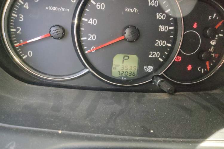 Used Mitsubishi Pajero Sport 2013 3.0L Automatic Two-Wheel Drive Luxury Edition Odometer Close Up