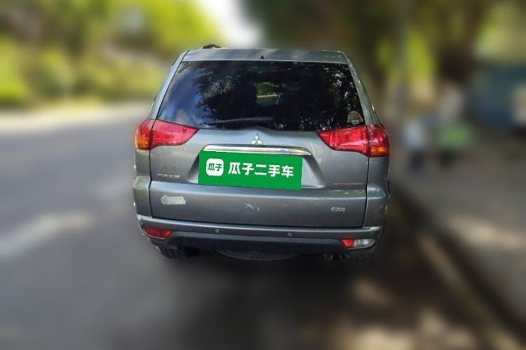 Used Mitsubishi Pajero Sport 2013 3.0L Automatic Two-Wheel Drive Luxury Edition Rear