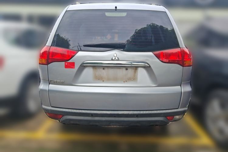 Used Mitsubishi Pajero Sport 2013 2.4L Manual Two-Wheel Drive Comfort Edition Rear