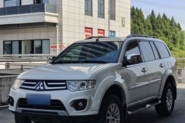 Used Mitsubishi Pajero Sport 2013 3.0L Automatic 4x4 Executive Edition