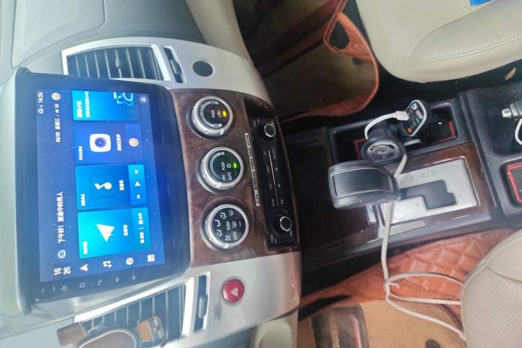 Used Mitsubishi Pajero Sport 2013 3.0L Automatic Two-Wheel Drive Luxury Edition Audio And AC Panel