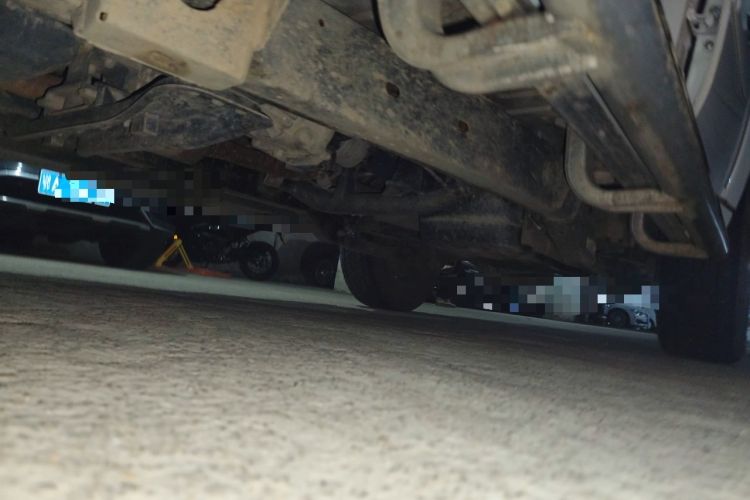 Used Mitsubishi Pajero Sport 2013 3.0L Automatic 4x4 Executive Edition Chassis Front Left
